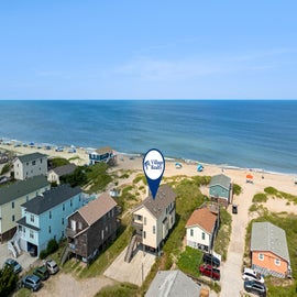 SN0623: Gillespie Cottage | Aerial View East