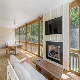 CL01: Creamsicle Cottage | Mid Level Screened Porch