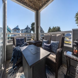 PC116: Seas the Day | Canalfront Covered Deck