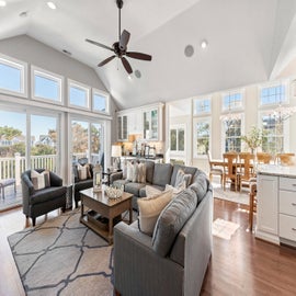 JR4223: Beach Haven | Top Level Living Area